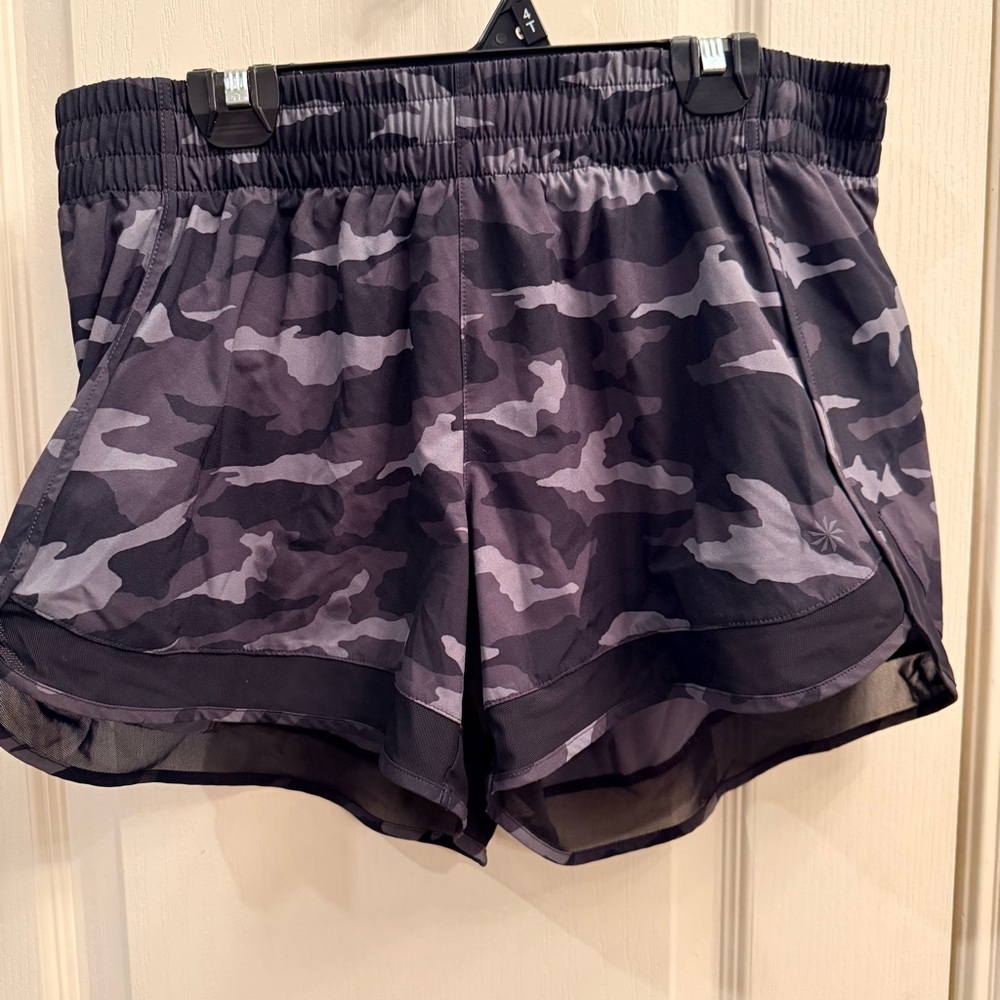 Athleta Women's Athletic Shorts - black and gray camo. Size medium